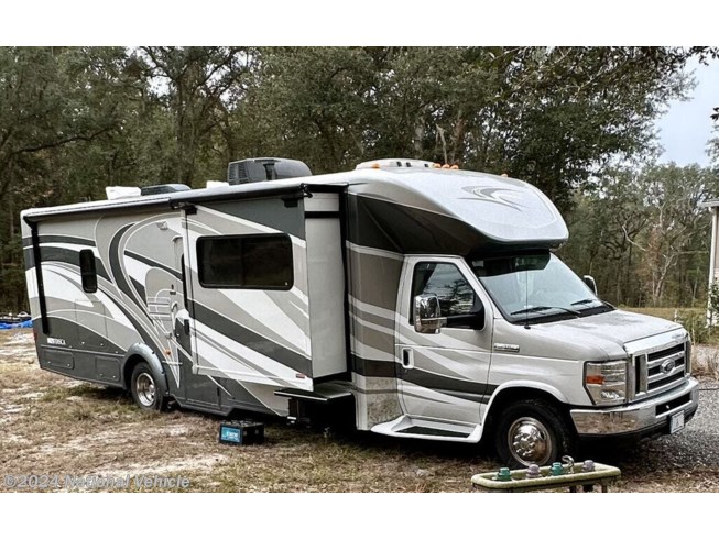 Used 2013 Itasca Cambria 30C available in White Springs, Florida