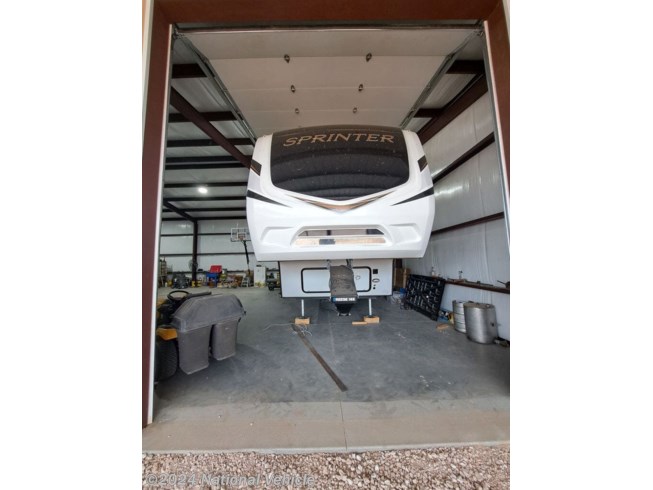2022 Keystone Sprinter 31MB - Used Fifth Wheel For Sale by National Vehicle in Muleshoe, Texas