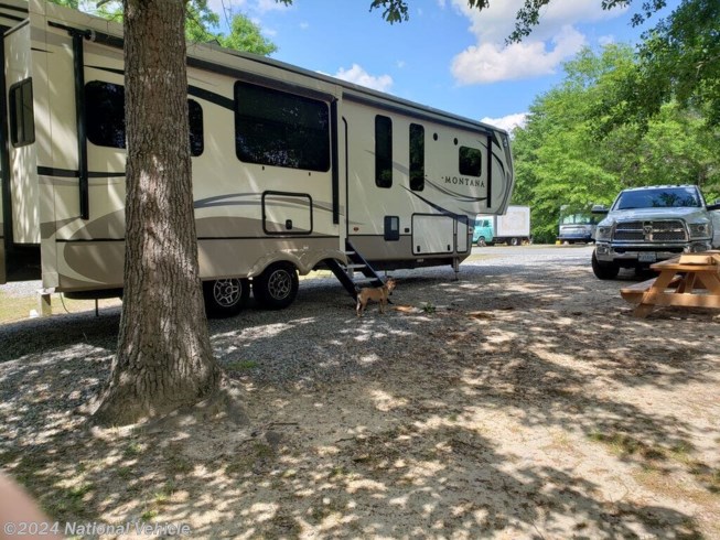 2018 Keystone Montana 3950BR - Used Fifth Wheel For Sale by National Vehicle in Milledgeville, Georgia