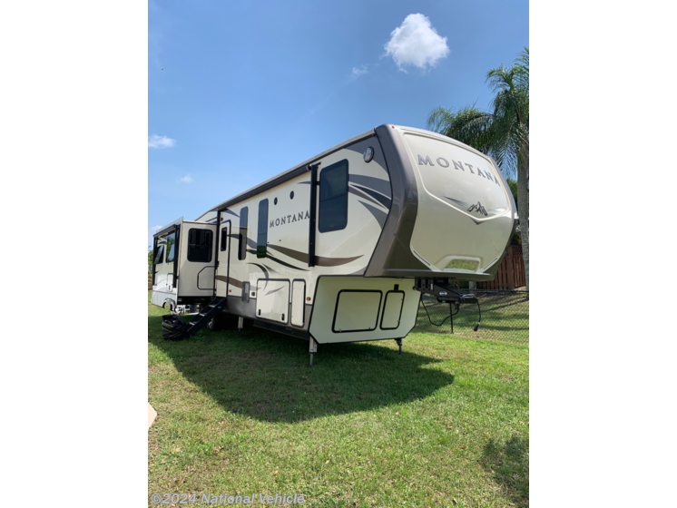 Used 2018 Keystone Montana 3950BR available in Milledgeville, Georgia