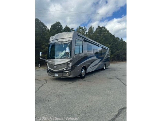 2021 Fleetwood Discovery LXE 40M - Used Class A For Sale by National Vehicle in Glenn Allen, Virginia
