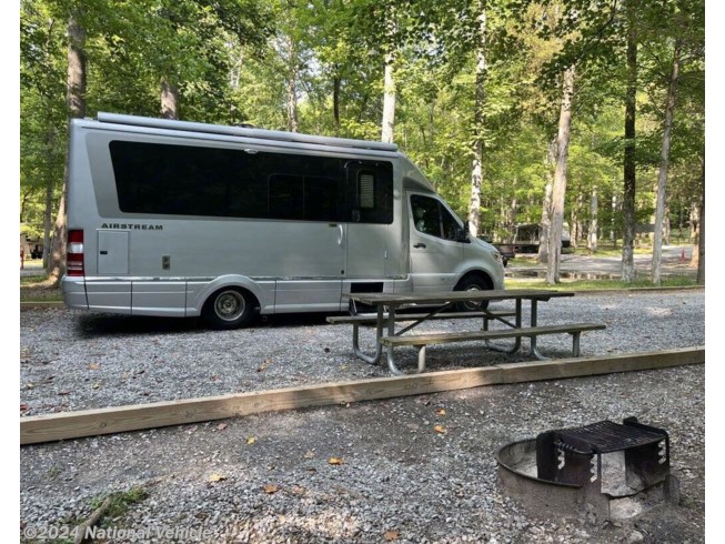 2020 Atlas Murphy Suite by Airstream from National Vehicle in Nashville, Tennessee