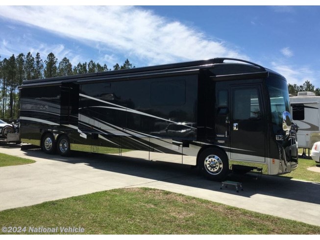 2017 Winnebago Grand Tour 45RL - Used Class A For Sale by National Vehicle in Wisconsin Rapids, Wisconsin