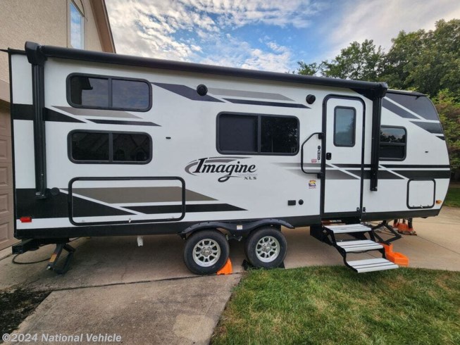 2021 Grand Design Imagine XLS 21BHE - Used Travel Trailer For Sale by National Vehicle in Lee