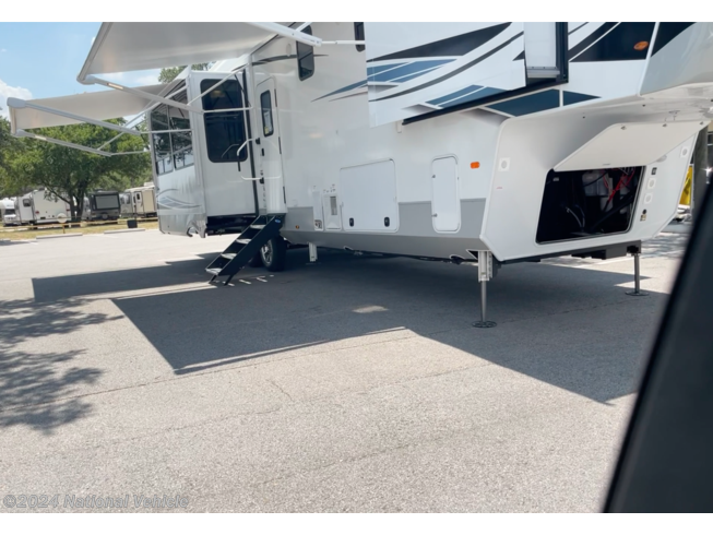 2022 Palomino Columbus Compass 383FBC - Used Fifth Wheel For Sale by National Vehicle in Pflugerville, Texas