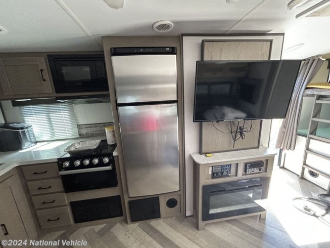 2020 Twilight Signature 2800 by Cruiser RV from National Vehicle in Arlington, Texas