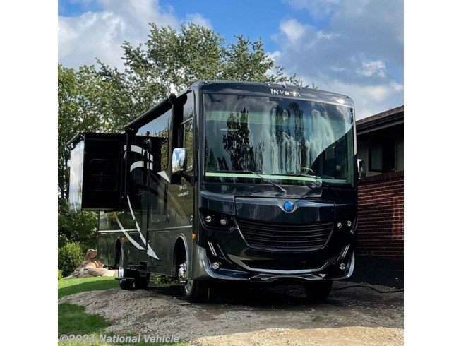 2022 Holiday Rambler Invicta 33HB - Used Class A For Sale by National Vehicle in Wexford, Pennsylvania