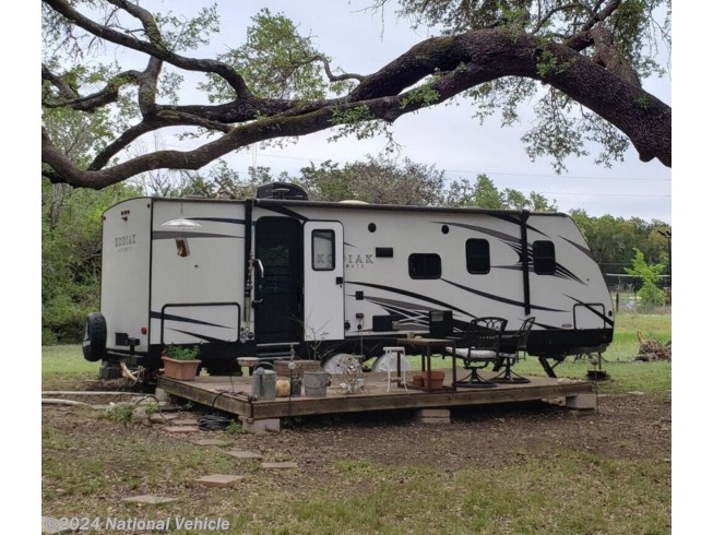 2018 Dutchmen Kodiak Ultimate 2711BS - Used Travel Trailer For Sale by National Vehicle in Austin, Texas