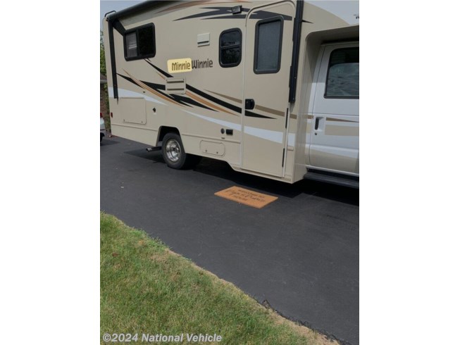2018 Winnebago Minnie Winnie 22R - Used Class C For Sale by National Vehicle in Pittsburgh, Pennsylvania
