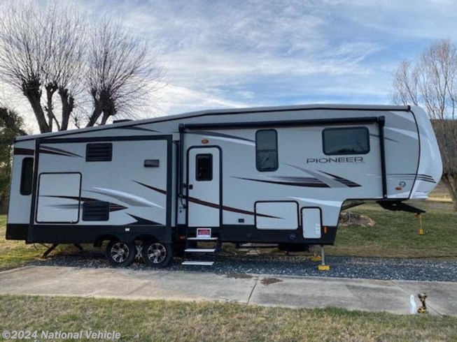 2020 Heartland Pioneer 290 - Used Fifth Wheel For Sale by National Vehicle in Leicester, North Carolina