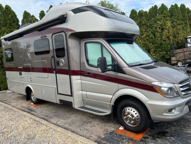 2019 Tiffin Wayfarer 25QW - Used Class C For Sale by National Vehicle in Bartlett, Illinois