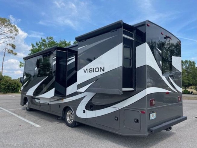 2020 Vision 31V by Entegra Coach from National Vehicle in Rotonda West, Florida