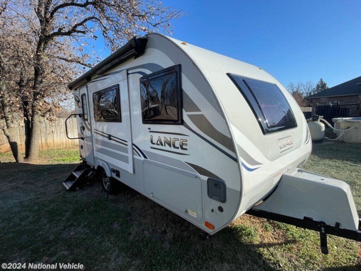 Used 2020 Lance Travel Trailer 1475s available in Edmond, Oklahoma