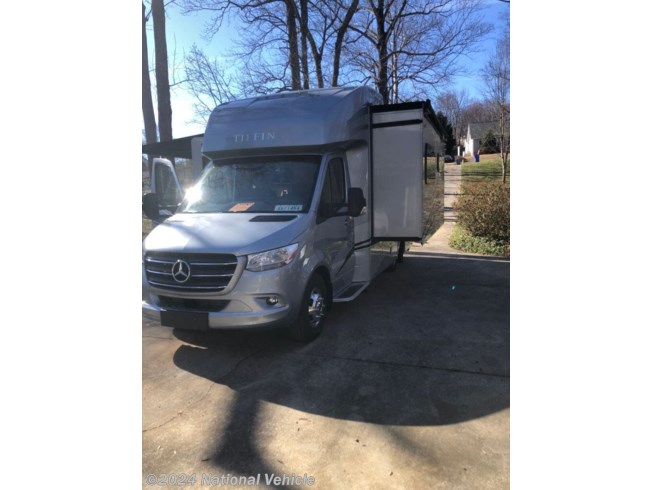 2023 Tiffin Wayfarer 25RW - Used Class C For Sale by National Vehicle in Greenville, South Carolina