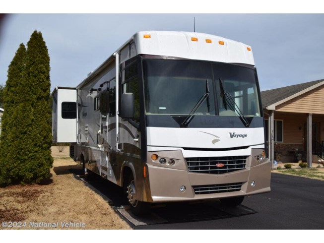 2007 Winnebago Voyage 33V - Used Class A For Sale by National Vehicle in Lincoln, Delaware