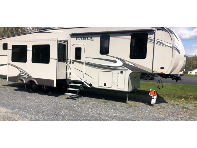2018 Jayco Eagle 325BHQS - Used Fifth Wheel For Sale by National Vehicle in Greenwich, New York