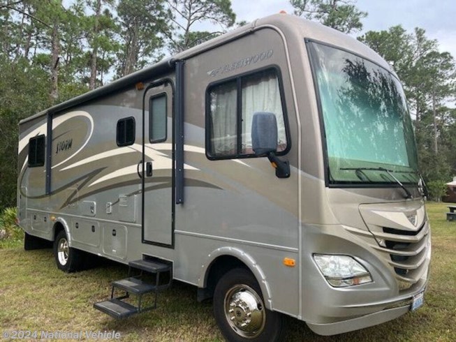 2014 Fleetwood Storm 28F - Used Class A For Sale by National Vehicle in Bradenton, Florida