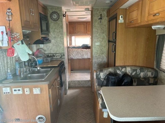 2006 Freelander 2600SO by Coachmen from National Vehicle in Ennis, Texas