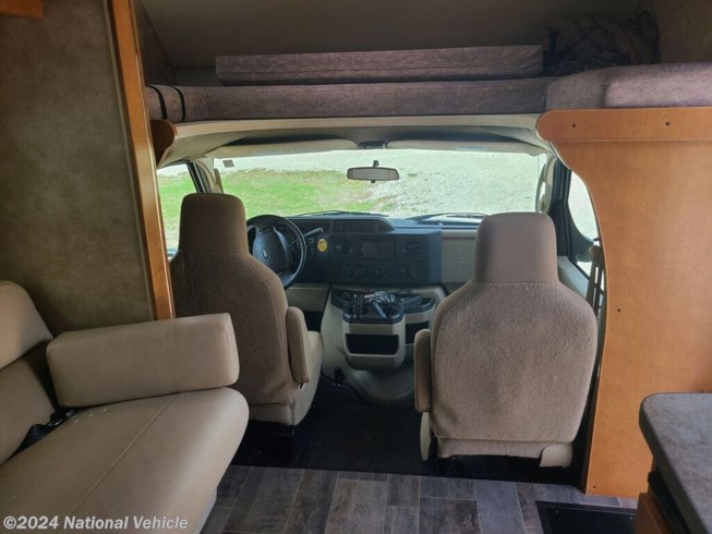 2019 Minnie Winnie 31K by Winnebago from National Vehicle in Granbury, Texas