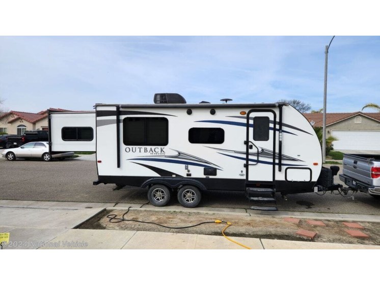 Used 2019 Keystone Outback Ultra-Lite 210URS available in Templeton, California