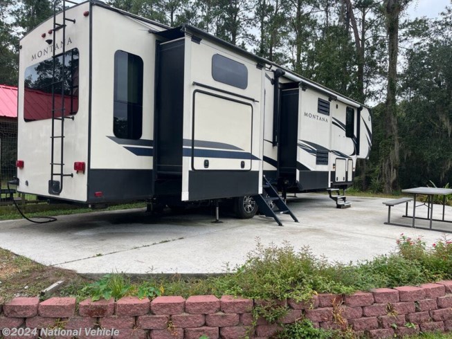 2018 Keystone Montana High Country 362RD - Used Fifth Wheel For Sale by National Vehicle in Ulster, South Carolina