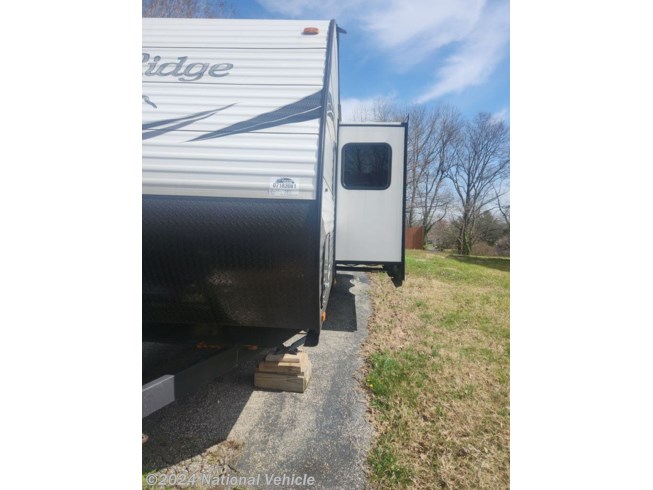 2019 Highland Ridge Mesa Ridge Lite 2802BH - Used Travel Trailer For Sale by National Vehicle in Waldorf, Maryland