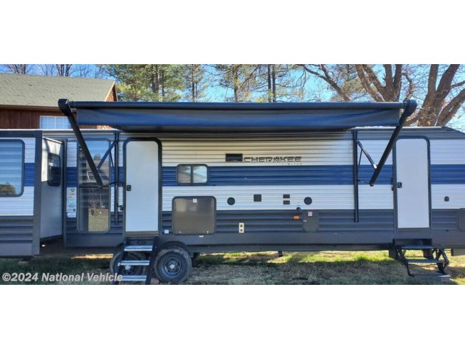 Used 2021 Forest River Cherokee 306MM available in Lakeside, Arizona