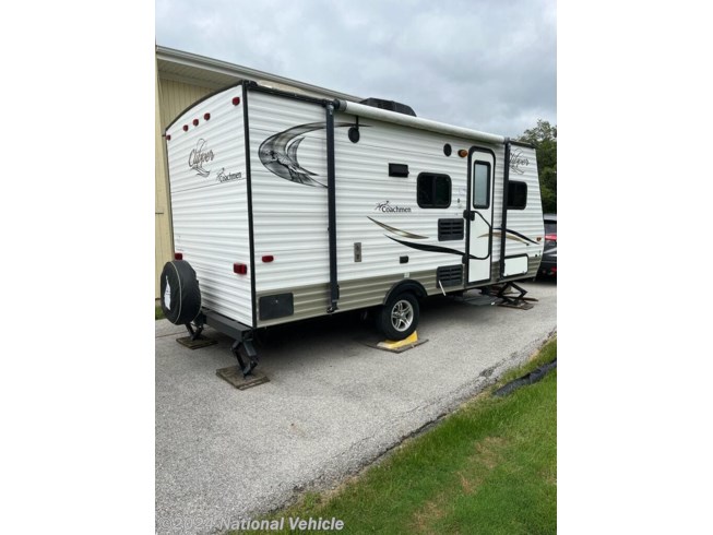 2015 Clipper 17BH by Coachmen from National Vehicle in Crete, Illinois