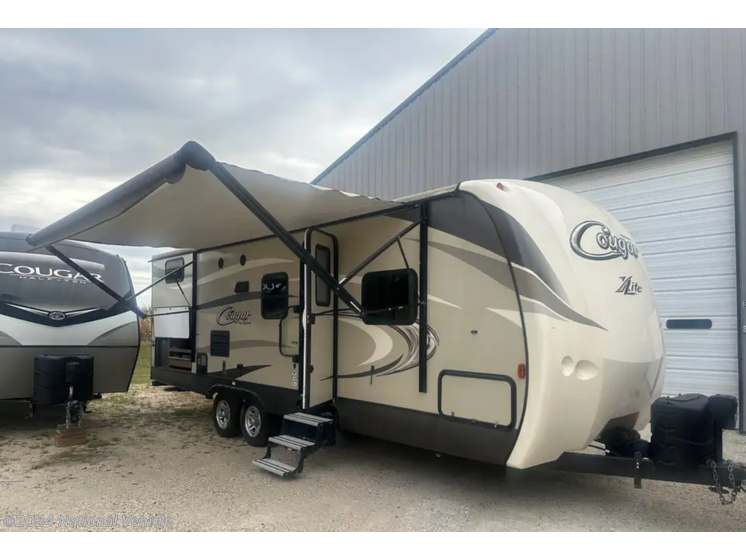Used 2017 Keystone Cougar X-Lite 25RDB available in west bend, Wisconsin