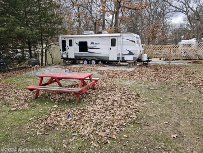 2011 Palomino Puma 25RS - Used Travel Trailer For Sale by National Vehicle in Portage, Indiana