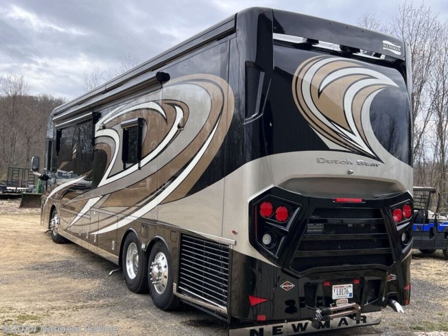 2022 Dutch Star 4081 by Newmar from National Vehicle in Tomah, Wisconsin