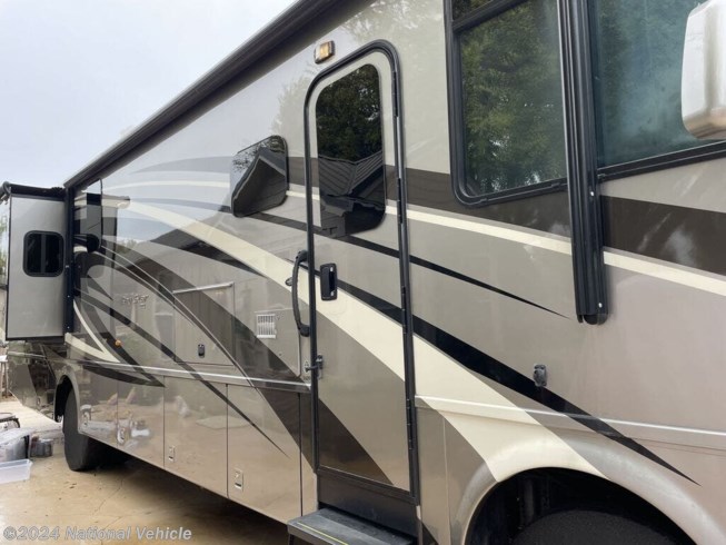 2019 Bay Star 3609 by Newmar from National Vehicle in Slidell, Louisiana