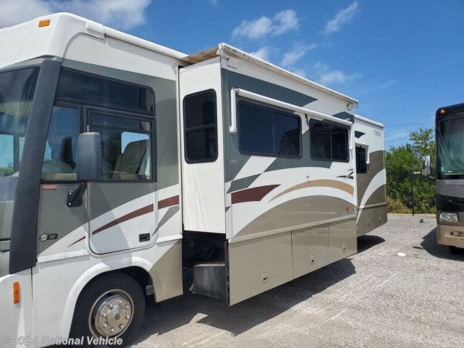 2006 Sunrise 33V by Itasca from National Vehicle in Stuart, Florida