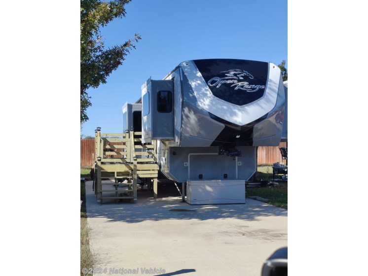 Used 2018 Highland Ridge 3X 387RBS available in Fort Worth, Texas