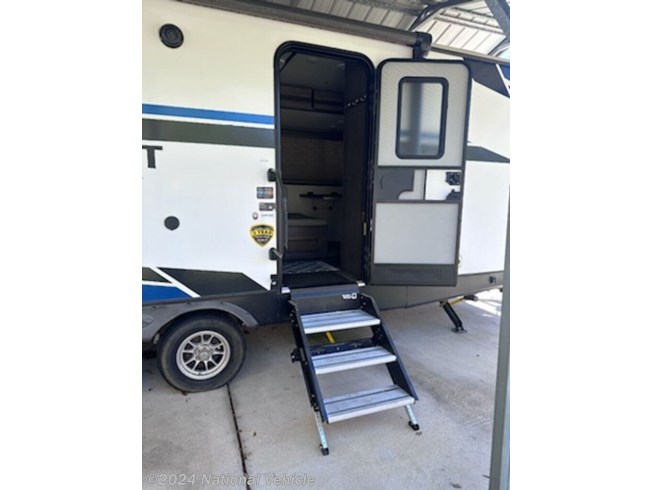 2020 Sunset Trail Super Lite 257FK by CrossRoads from National Vehicle in Mobile, Alabama