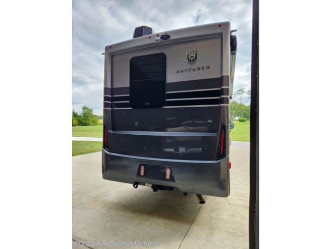 2022 Wayfarer 25RW by Tiffin from National Vehicle in Crawfordsville, Indiana