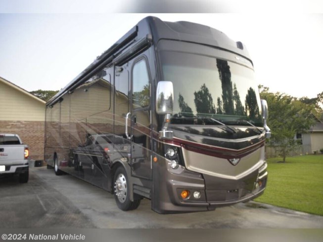 2018 Fleetwood Discovery LXE 40D - Used Class A For Sale by National Vehicle in Waycross, Georgia