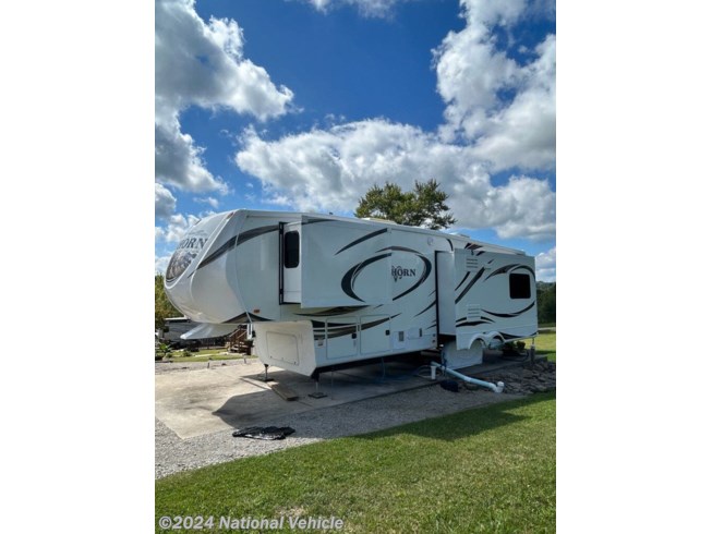 Used 2013 Heartland Bighorn 3010RE available in Navarre, Ohio