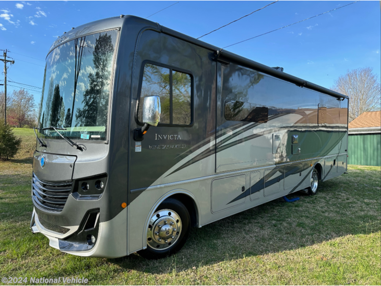 Used 2021 Holiday Rambler Invicta 33HB available in Lebanon, Tennessee
