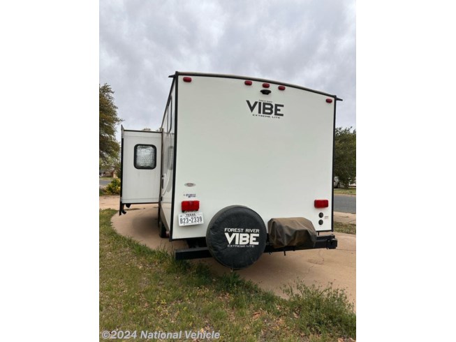 2018 Forest River Vibe Extreme Lite 315BHK - Used Travel Trailer For Sale by National Vehicle in Lubbock, Texas