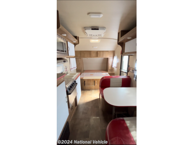 2017 Vintage Cruiser 19RBS by Gulf Stream from National Vehicle in Germantown, Maryland