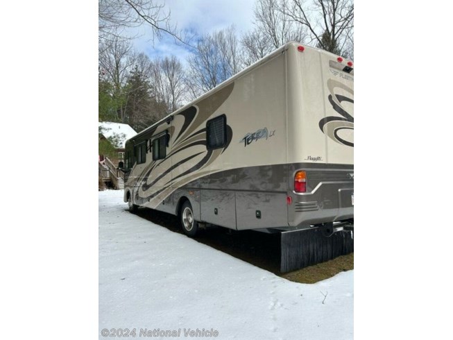 2006 Terra LX 34N by Fleetwood from National Vehicle in Conway, Massachusetts