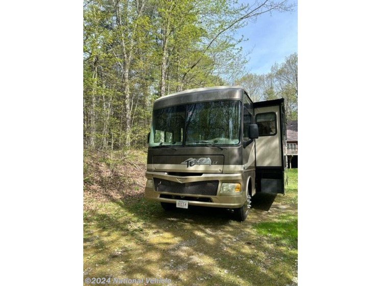 Used 2006 Fleetwood Terra LX 34N available in Conway, Massachusetts