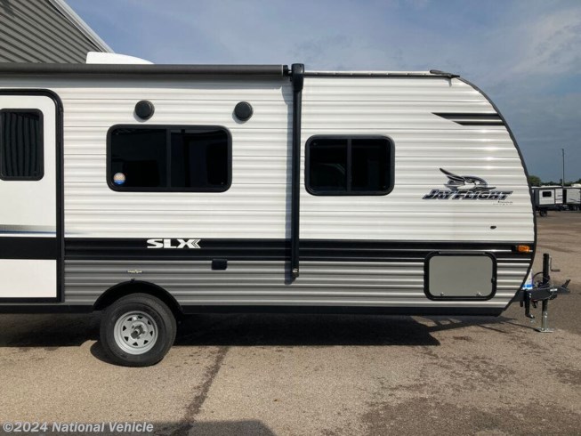 2023 Jayco Jay Flight SLX 195RB - Used Travel Trailer For Sale by National Vehicle in Rockford, Illinois