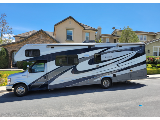 2018 Forest River Sunseeker 2860DS - Used Class C For Sale by National Vehicle in Simi Valley, California