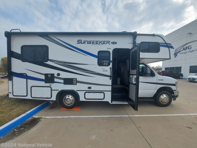 2022 Forest River Sunseeker LE 2150SLE - Used Class C For Sale by National Vehicle in Alvord, Texas