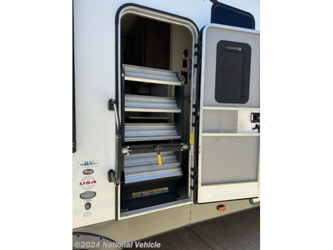 2018 Wildwood Heritage Glen Lite 286RL by Forest River from National Vehicle in Janesville, Wisconsin