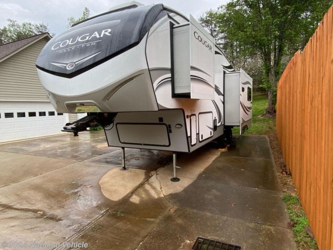 2021 Keystone Cougar 27SGS - Used Fifth Wheel For Sale by National Vehicle in Hickory, North Carolina