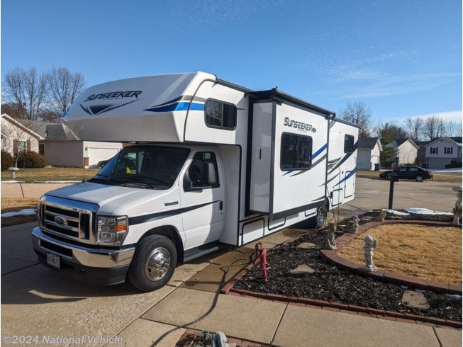 2021 Forest River Sunseeker LE 3250DSLE - Used Class C For Sale by National Vehicle in Wentzville, Missouri