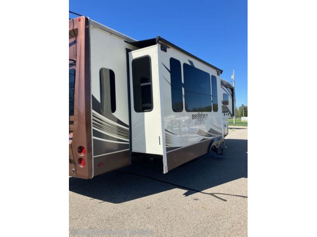 2017 Heartland Bighorn 3160EL - Used Fifth Wheel For Sale by National Vehicle in Waynesville, Ohio